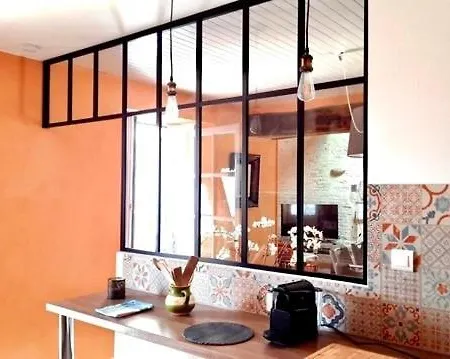 L 'eglantine, 6 Personnes