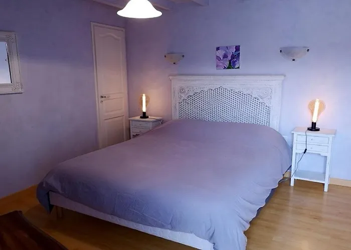 L 'eglantine, 6 Personnes